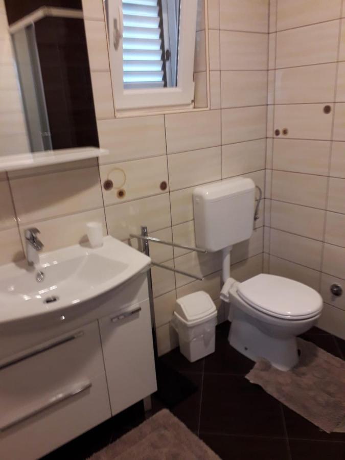 Apartments Sandra Palit Kültér fotó