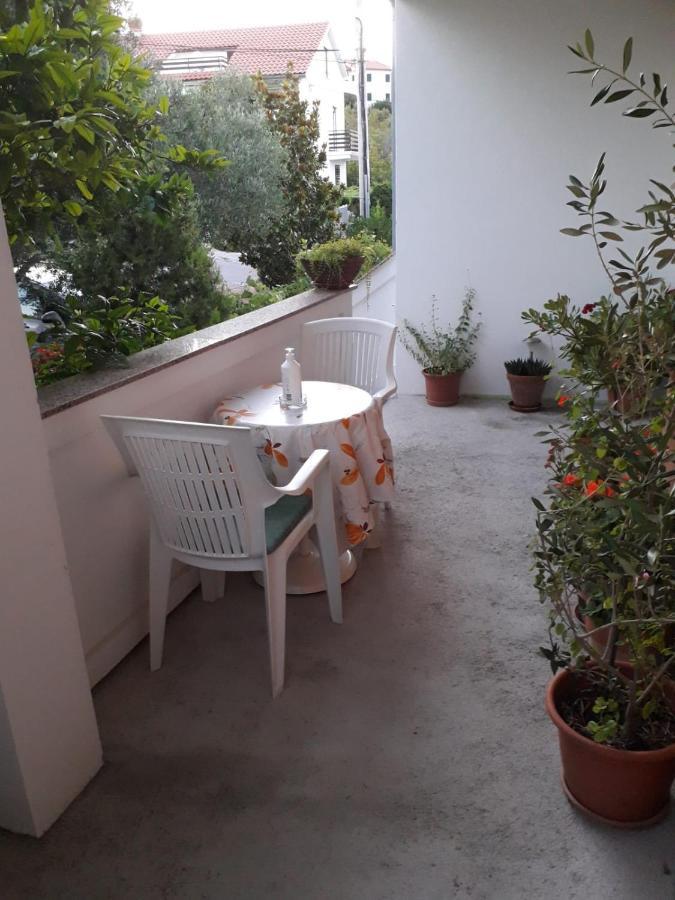 Apartments Sandra Palit Kültér fotó