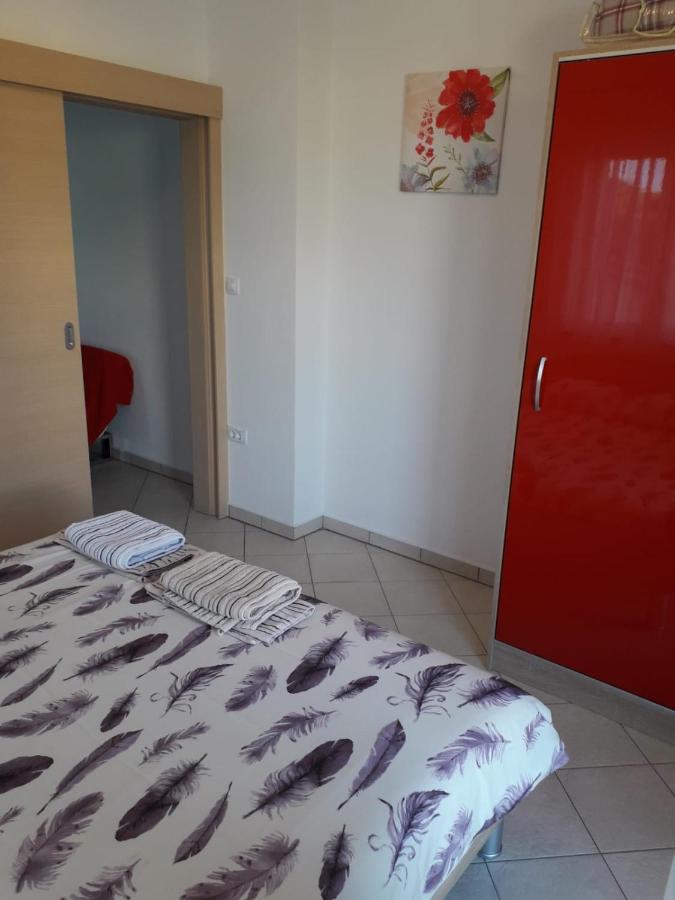 Apartments Sandra Palit Kültér fotó