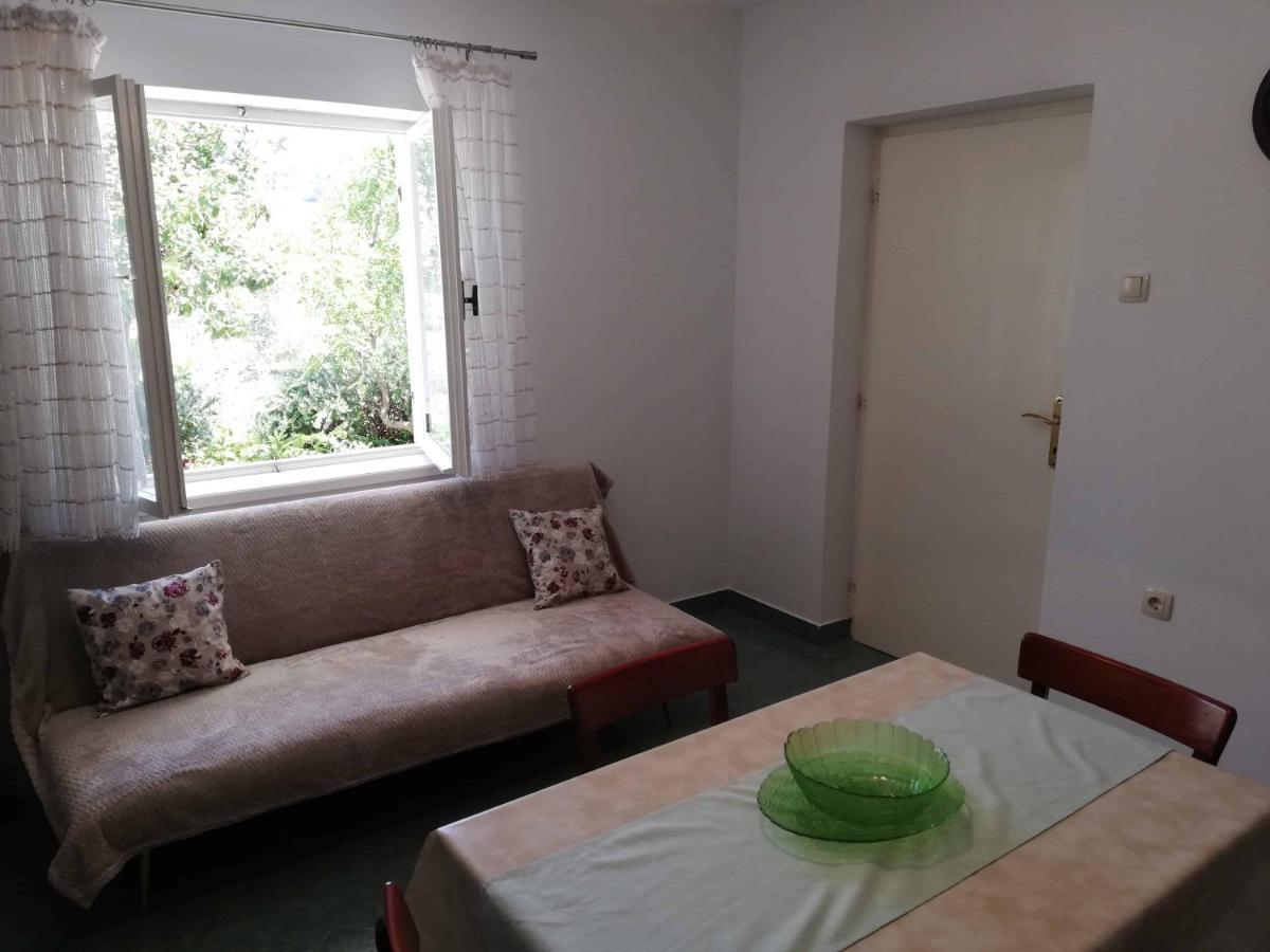 Apartments Sandra Palit Kültér fotó